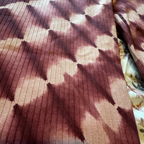 PINK Tie Dye Active Leggings - Picture 2 of 3